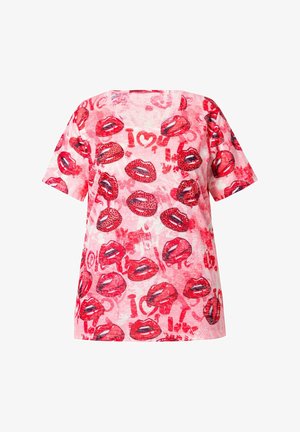 Korte mouwen, V-hals T-shirt in roze stof met rode lippen en hartontwerpen, met een iets lose pasvorm en een gladde textuur.