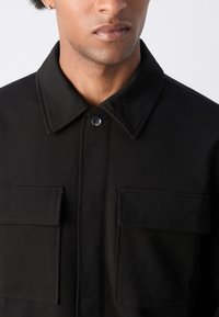 Lindbergh POCKET OVERSHIRT - Tunn jacka - black