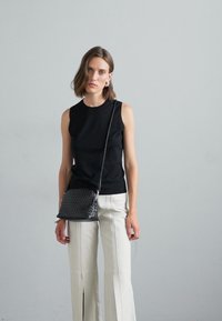 DRAGON DIFFUSION CHUNKY FELLINI - Borsa a tracolla - black
