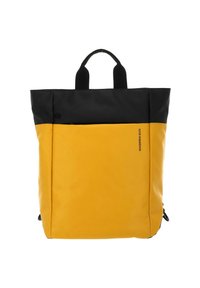 Sac à dos jaune et noir de forme rectangulaire, fabriqué en matériau lisse. Il dispose de poignées supérieures et d'une poche zippée à l'avant.