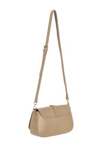Bézs bőrből készült, keresztpántos táska lapos, téglalap alakú, állítható pánttal és fedéllel záródik. Simára kidolgozott felület, minimalista kialakítás.