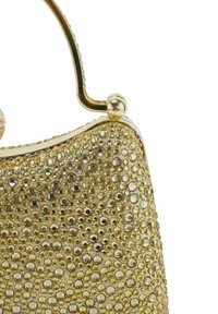 Goldene Handtasche mit einer strukturierten Oberfläche, die mit zahlreichen Pailletten verziert ist, und einem stabilen Griff. Rundliche Form mit glänzenden Akzenten.