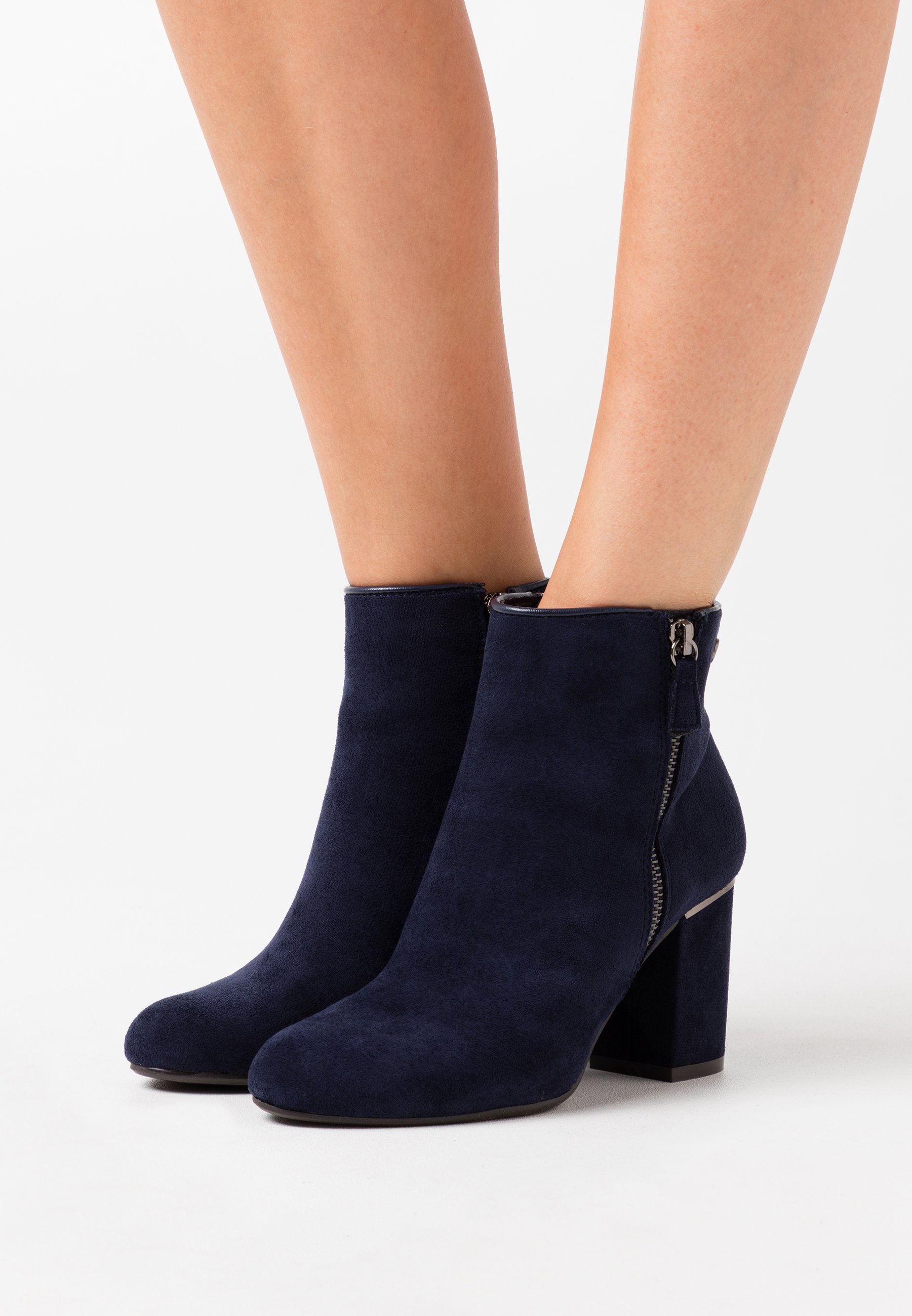 Price Shoes