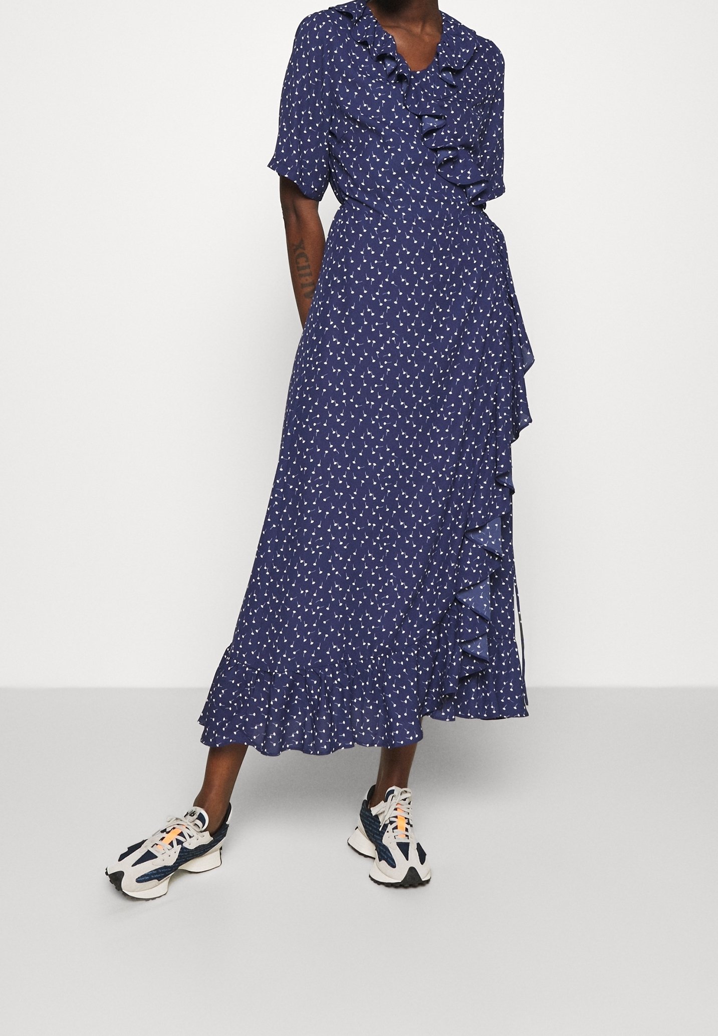 JUST FEMALE Maxi dress - blue - (Pre-owned) - Zalando