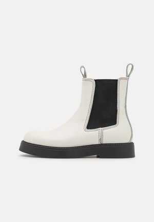 Bottines à plateau - off-white