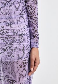 Cras CHARM DRESS - Robe de soirée - wild lavender