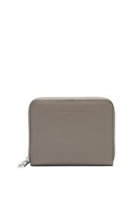 Portafoglio grigio in pelle con zip, con nome del marchio in rilievo, forma rettangolare, texture liscia e hardware della cerniera in tonalità argento.