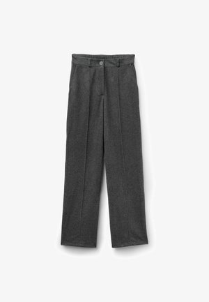Grijze op maat gemaakte broek van een textuurstof, met een knoopsluiting, plooien en een brede, rechte pijpontwerp.