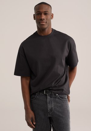 Navadna majica - black