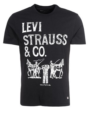 Czarny bawełniany t-shirt z wyraźnym białym napisem "LEVI STRAUSS & CO." oraz grafiką przedstawiającą dwa konie z jeźdźcami. Klasyczny okrągły dekolt.