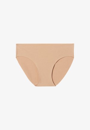 Beige Baumwollslip mit glatter Textur, ganzflächigem Design und abgerundeten Beinausschnitten. Nahtlose Kanten und minimalistisches Styling.