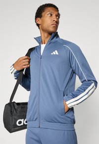 adidas Sportswear STADIUM SET - Træningssæt - preloved ink/off white