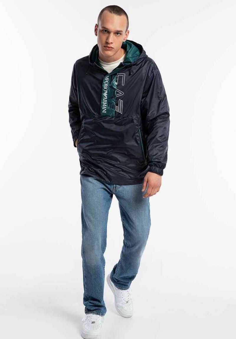 Chaqueta outdoor