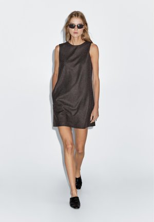 Massimo Dutti HERRINGBONE MINI WITH POCKETS - Hverdagskjole - mottled dark brown