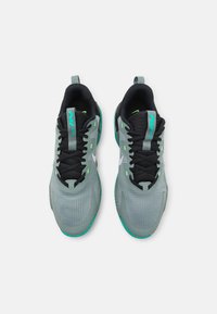 Nike Performance AIR MAX ALPHA TRAINER 5 - Scarpe da allenamento - mica green/white/black/clear jade/pure platinum/lime blast