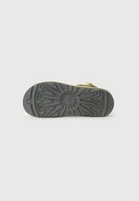 UGG GOLDENCOAST  - Klumpák - muted brass-coloured/magnolia leaf