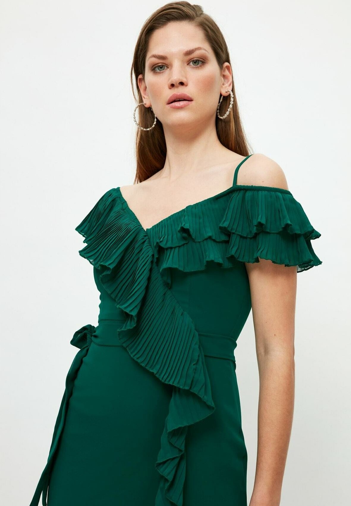 Trendyol Vestido de fiesta - green/verde - Zalando.es