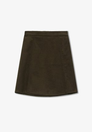 Tmavozelená kordová sukňa typu A s priliehavým pásom, hladkou textúrou a jemným vertikálnym ryhovaním. Lem je mierne zakrivený.