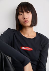 Obey Clothing OVAL - Ilgarankovis viršutinės dalies drabužis - black