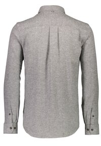 Camicia grigia a maniche lunghe con bottoni, colletto a risvolto, piega posteriore e polsini con bottoni, mostrata da dietro su uno sfondo bianco.