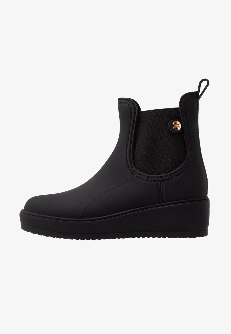 Bottines Noires Randonneur À Semelle Et Lacets | Chaussures Bottines Noires Randonneur À Semelle Et Lacets | Chaussures