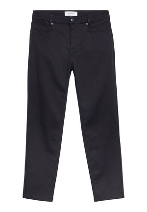 Pantaloni neri slim fit con chiusura frontale con bottoni e cerniera, passanti per cintura e tasche frontali, etichettati "COMMA", mostrati distesi su sfondo bianco.