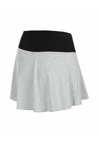 Falda gris con una cinturilla elástica negra, hecha de un material suave y ligero. Estilo acampanado con una superficie lisa y ligeramente texturizada.