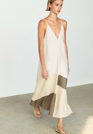 Massimo Dutti, CONTRAST FLOWING MIDI DRESS - Maxi-jurk - white