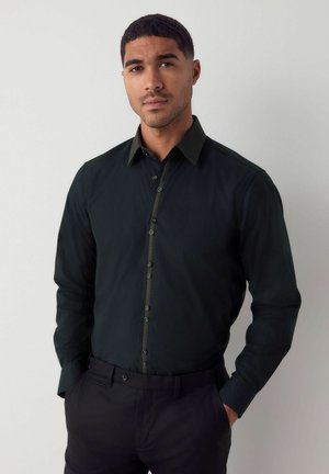 REGULAR FIT - SMART TRIMMED LONG SLEEVE - Krekls - black/gold collar
