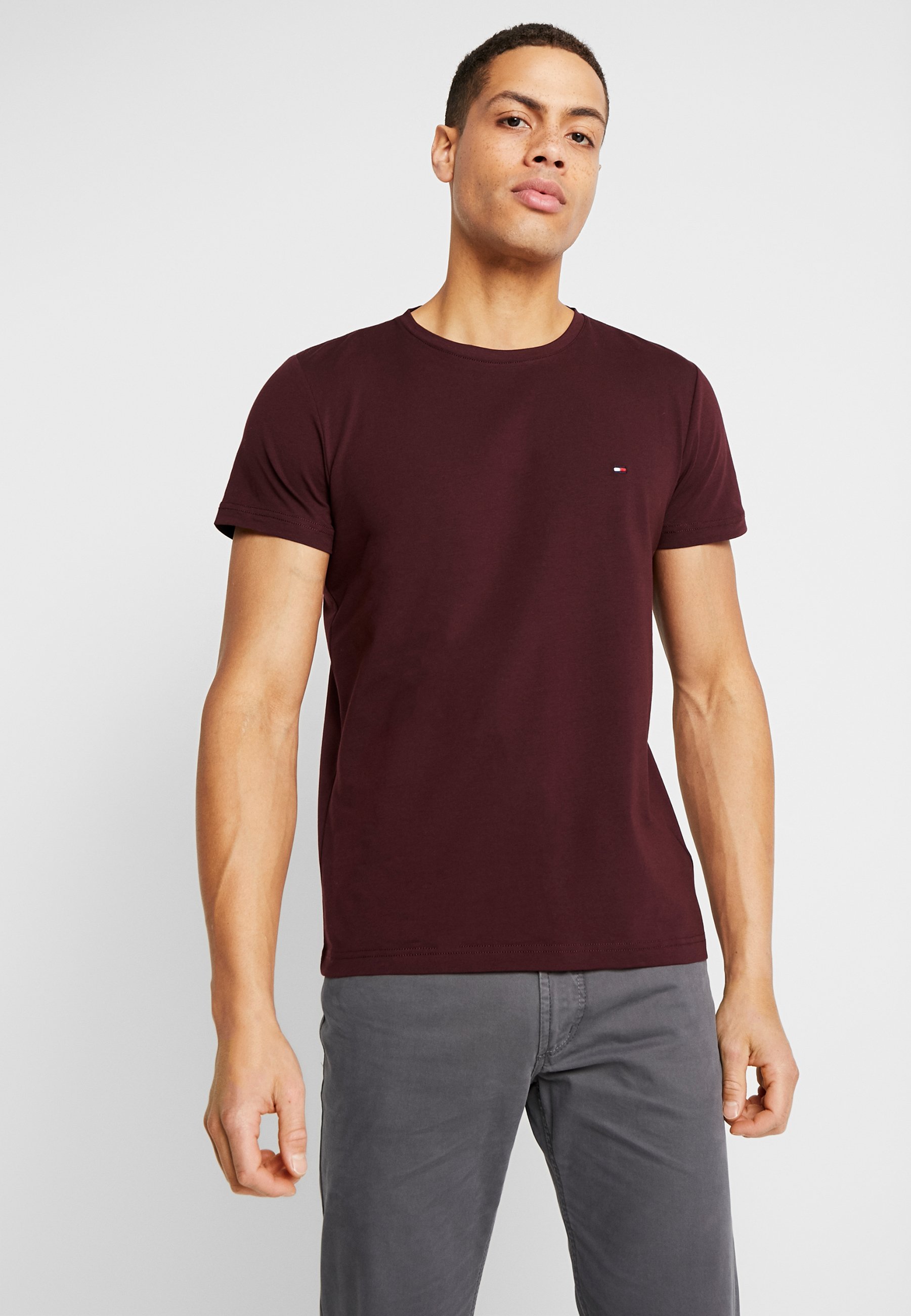 tommy hilfiger t shirt bordeaux