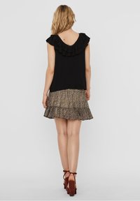 Vero Moda Jednoduché tričko - black