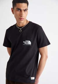 The North Face - BERKELEY CALIFORNIA POCKET TEE - Print T-shirt - black Thumbnail Image 1