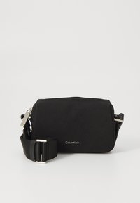 Calvin Klein - MUST CAMERA BAG S MONO - Rankinė per petį - black Miniatiūros vaizdas 1