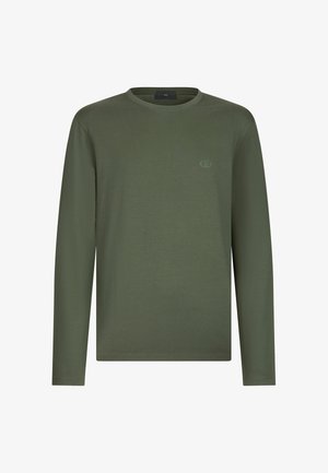 Majica z dolgimi rokavi, olivno zelena, z okroglim izrezom in subtilnim logotipom na prsih ter črno etiketo znotraj ovratnika na belem ozadju.
