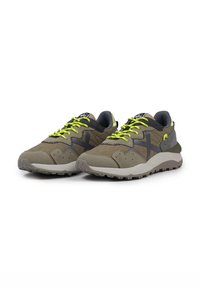 MUNICH SHIBUYA - Sneakers - green