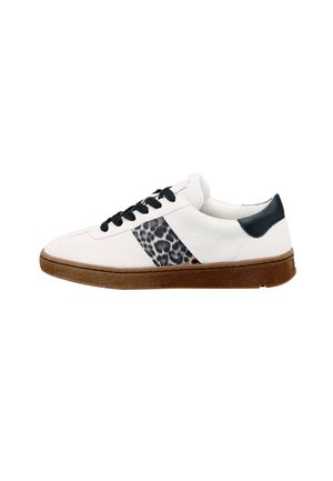 Hvide sneakers med leopardmønster på sidepanelet og sorte accenter. Har rund tå, snørebånd foran og tekstureret brun gummisål.