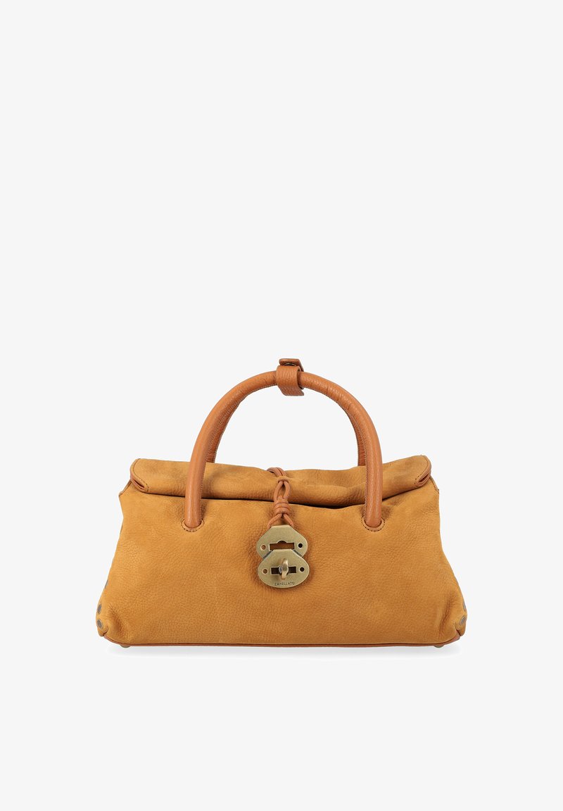 Borsa in pelle color tan con una forma strutturata, dotata di un manico marrone, hardware in bronzo e un design con parte superiore piegata con dettaglio a nodo.