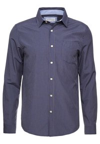 Camicia a maniche lunghe da uomo con motivo a quadri blu navy e azzurri, dotata di colletto button-down, tasca frontale e bottoni bianchi su un tessuto liscio.