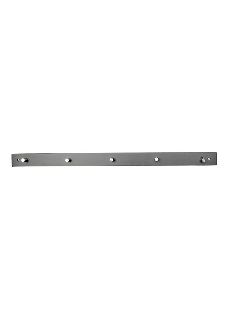 Metalen wandgemonteerde pegboard strip in matte zwart, met vier ronde haken en twee montagemogelijkheden voor eenvoudige installatie.