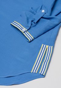 Eterna Bluse - blue