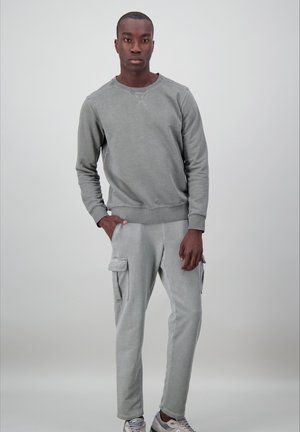 CLAYTON CREW - Sweatshirt - abbey stone
