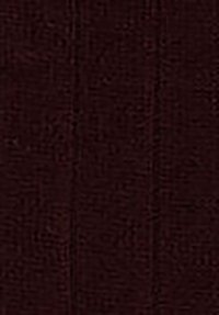 Tessuto di color maroon scuro con una superficie testurizzata che presenta sottili variazioni, tessuto con un motivo che conferisce un aspetto visivamente ricco.