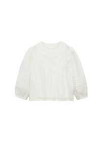 Witte blouse met lange pofmouwen, voorzien van verticale plooien en kantaccenten op de buste. Ronde halslijn met knoopsluiting aan de achterkant.