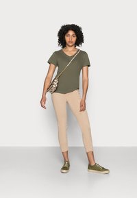 Cream NAIA - T-shirt básica - sea green