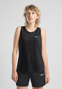 Zwarte mouwloze sporttop gemaakt van vochtafvoerende stof, met een gestructureerd oppervlak en een klein logo op de linkerborst.