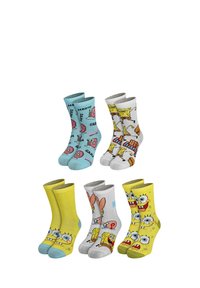 Quattro paia di calzini colorati con design giocosi: azzurri con ciambelle e gatti, grigi con SpongeBob e gialli con personaggi fantasiosi.