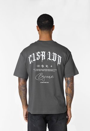 ARCH GOTHIC TEE - Nyomott mintás póló - charcoal