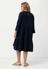 Ulla Popken TIERED BELL SLEEVE  - Vardagsklänning - dark blue