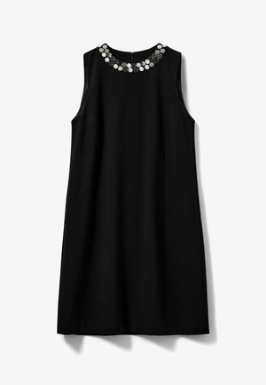 Čierne šaty bez rukávov s okrúhlym výstrihom, doplnené kovovými kruhovými ozdobami. Hladká látka s klasickým A-životným strihom.