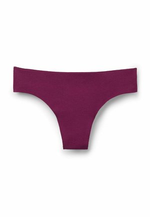 Tanga púrpura vibrante con una tela suave y elástica. Presenta un diseño minimalista y bandas laterales anchas para mayor comodidad.